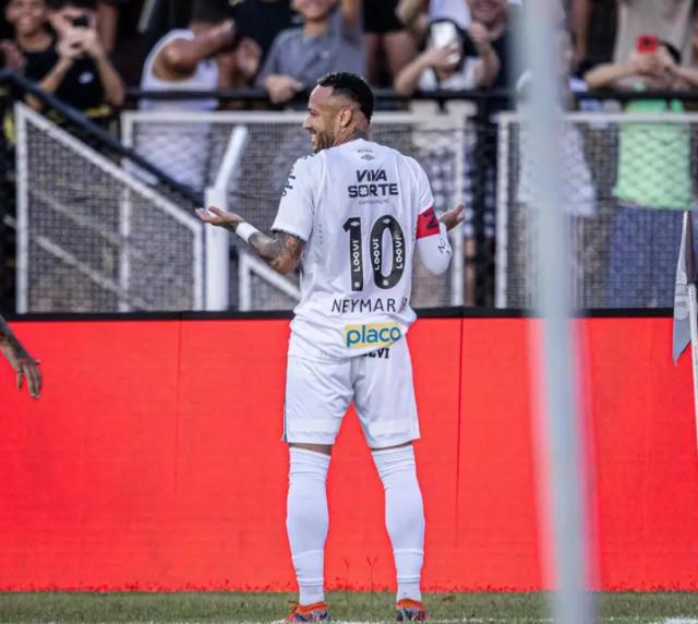 云开体育官网-角球直接破门 内马尔打进个人首个“奥林匹克进球”