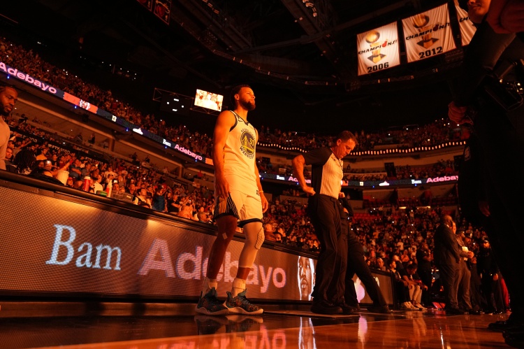 云开体育官网-老瑞秋：真希望巅峰库里有阿德巴约这待遇 那样他能破多少纪录？